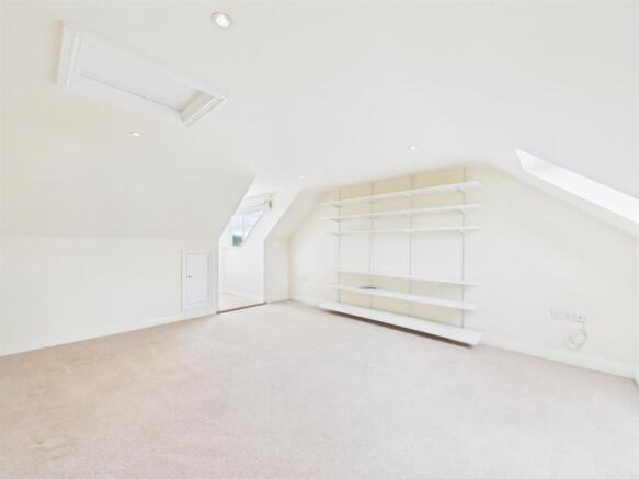 3 bed End of Terrace for sale Image 9