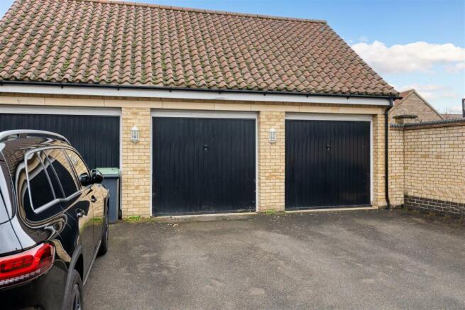 Single Garage and parking