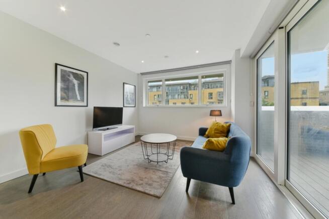 Living Area - Walton