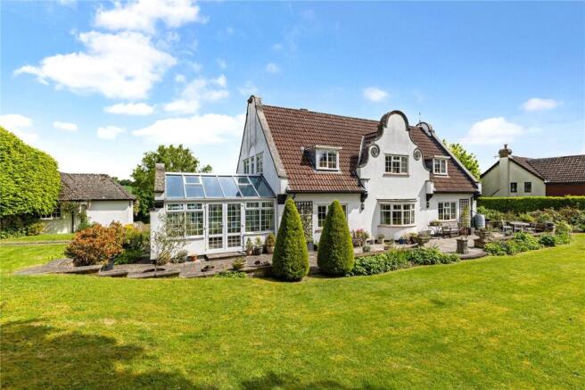 Garden Setting
