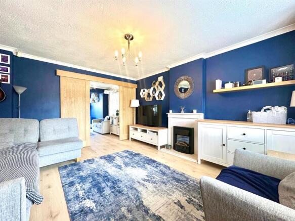 WhatsApp Image 2025-07-31 at 17.09.52_53140c12.jpg