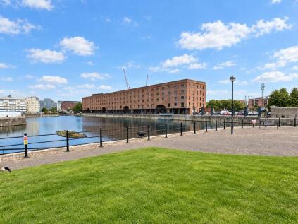 South Quay, Wapping Quay, L3