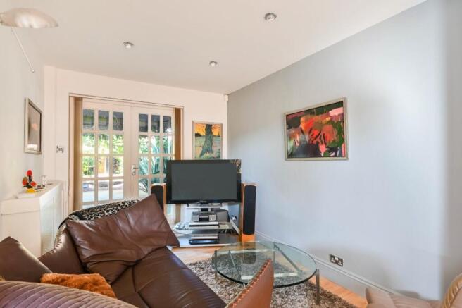 2 bed Terraced for sale Image 5