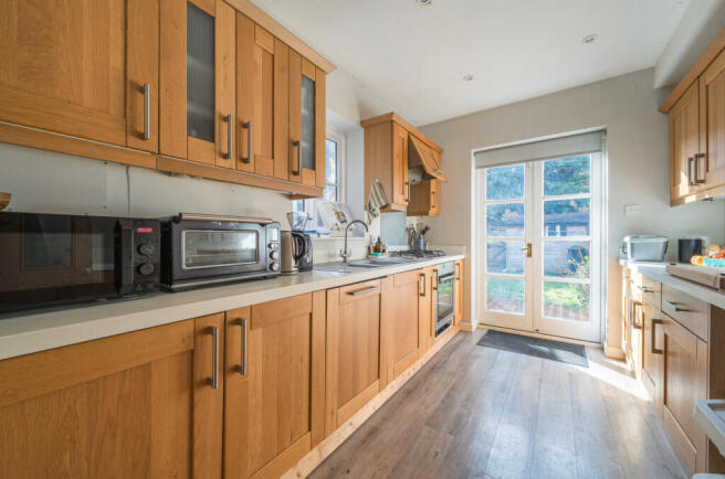 1416572-3-6992f6f...