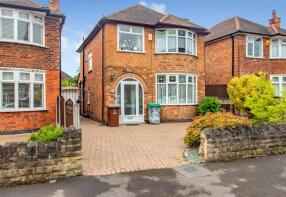 5, Hambledon Drive, Nottingham NG8 1LG