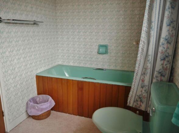 Bathroom Photo 2