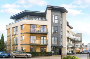 Flat 3, Beech House, Sycamore Avenue, Woking GU22 9FB