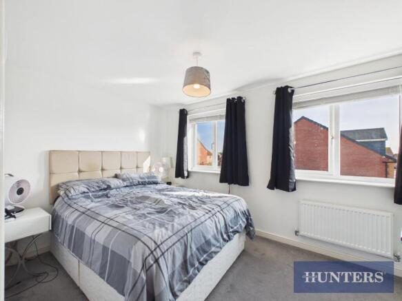 3 bed Semi-Detached for sale Image 9