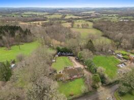 Little Cinderford, Cinderford Lane, Hailsham BN27 4HL