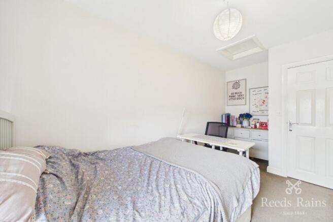 2 bed Semi-Detached for sale Image 10