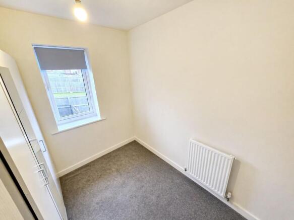 3 bed Semi-Detached for sale Image 10