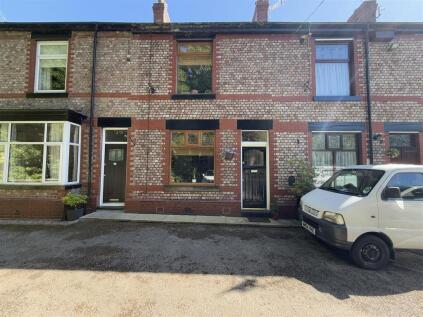 Calland Avenue, Hyde