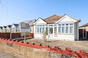 104, Stanley Road, Hornchurch RM12 4JW