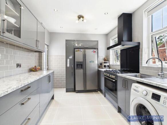 4 bed End of Terrace for sale Image 3