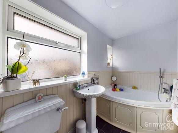 Family bathroom