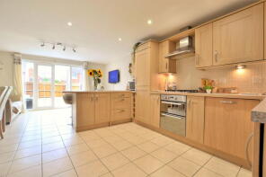 41, Beamont Walk, Brockworth, Gloucester GL3 4BL