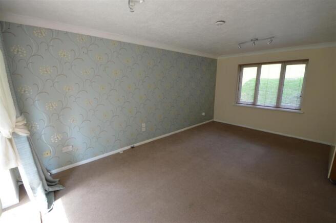 Living Room 2.JPG