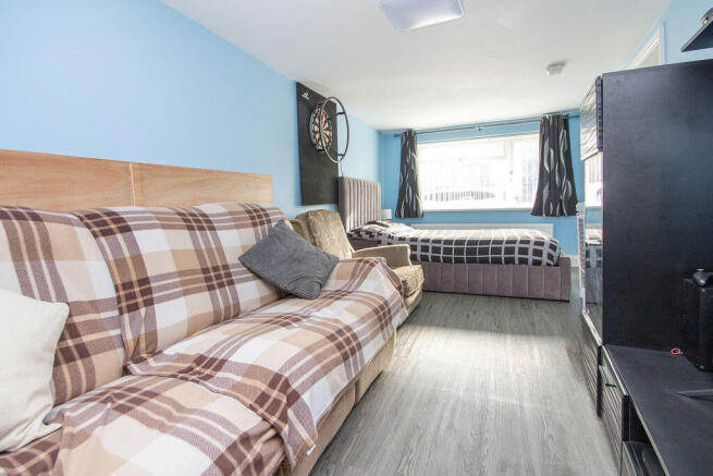 Bedroom Five/ Reception Room
