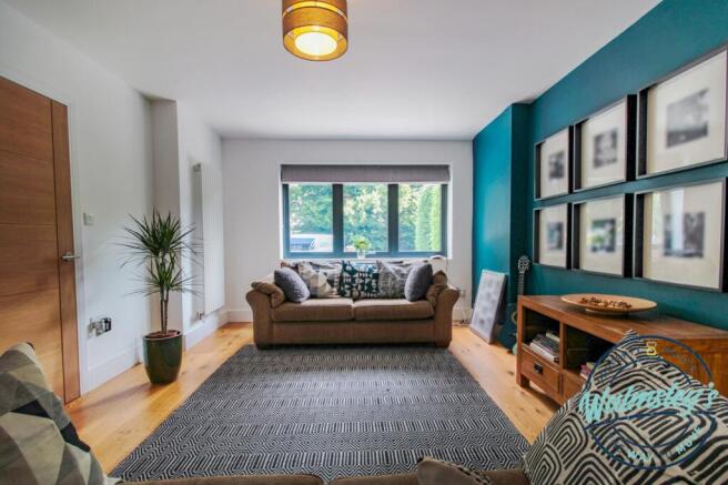 Separate sitting room