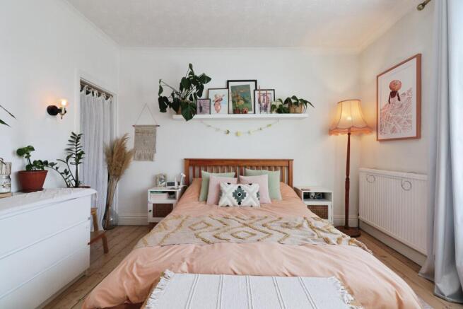4 bed Terraced for sale Image 9
