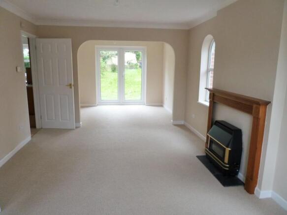 Sitting/Dining Room