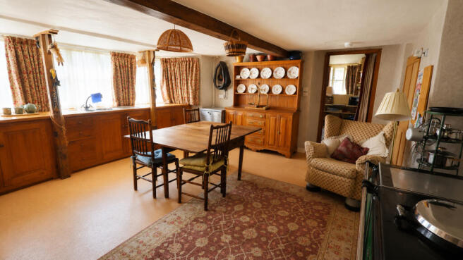 Kitchen:Breakfast room
