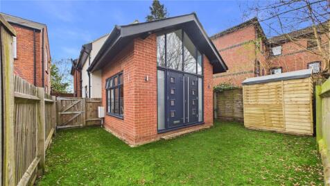 Alexandra Road, Farnborough, Hampshire, GU14