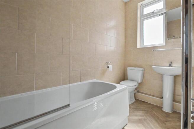 3 bed Terraced for sale Image 10