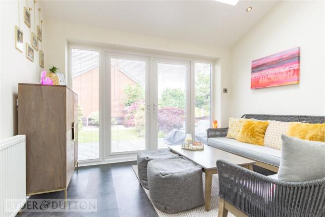 Snug