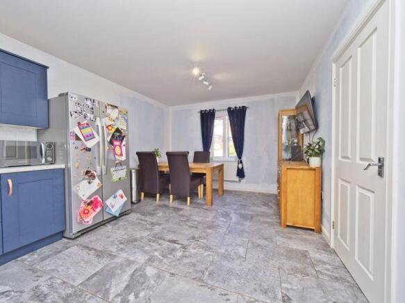 Fitted kitchen...