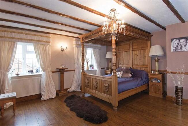 Photo 11