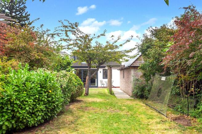 3 bed Semi-Detached for sale Image 7