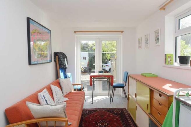 LARGE UTILITY ROOM