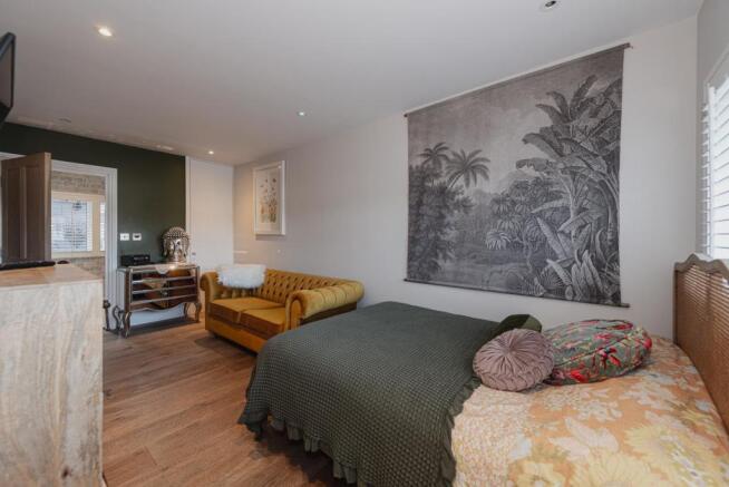 Rightmove 21.jpg