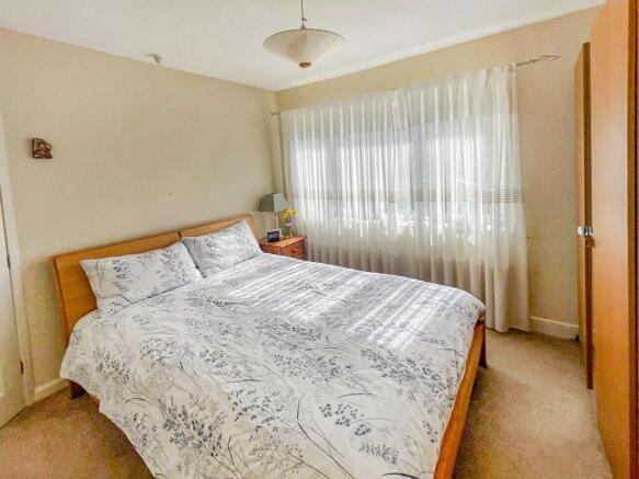 3 bed Semi-Detached for sale Image 5