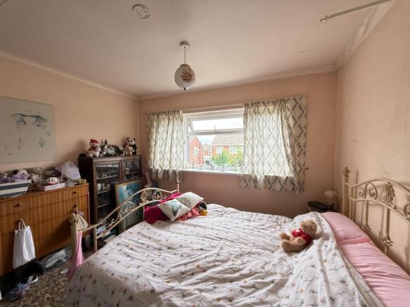 3 bed Semi-Detached for sale Image 7