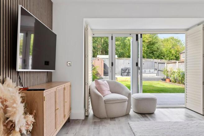 3 bed Semi-Detached for sale Image 8