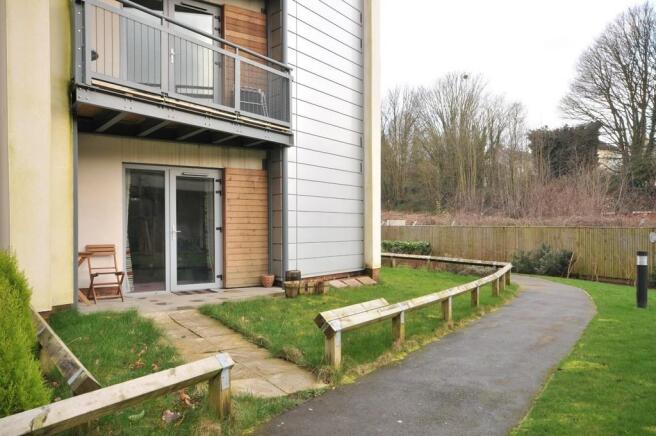 Photo 11