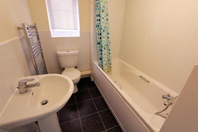 Bathroom.JPG