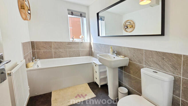 3 bed Detached for sale Image 4