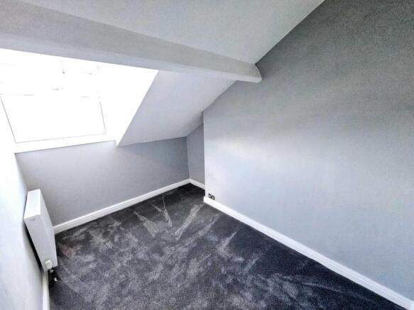 5 bed Terraced for sale Image 11