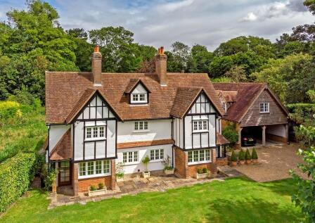Halton Village, Buckinghamshire
