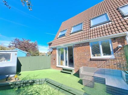 Cygnet Court, Portchester