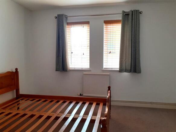 bedroom.jpg