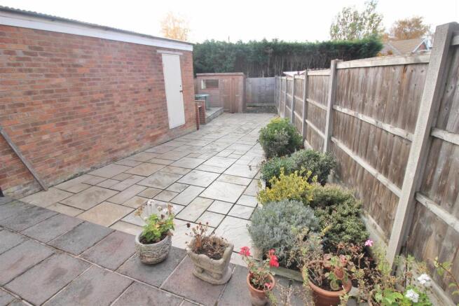 rear garden.JPG
