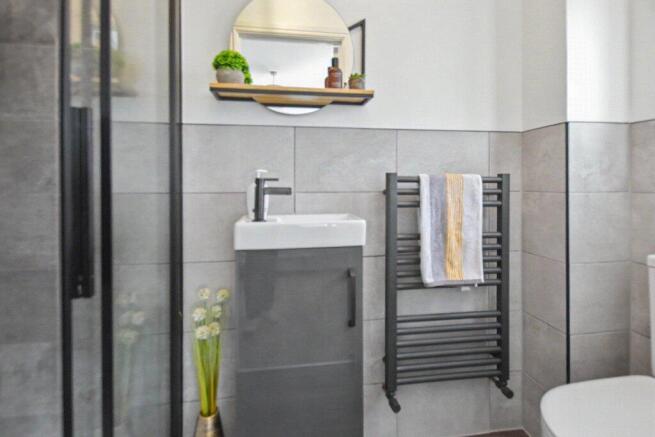 3 bed Town House for sale Image 6