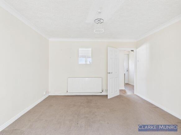 2 bed Semi-Detached Bungalow for sale Image 10