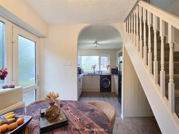 3 bed Semi-Detached for sale Image 7