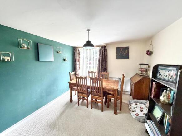 3 bed Terraced for sale Image 4