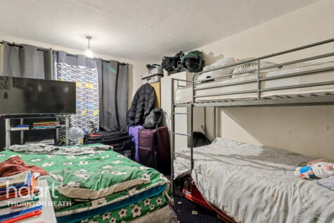 Chipstead Avenue, THORNTON HEATH